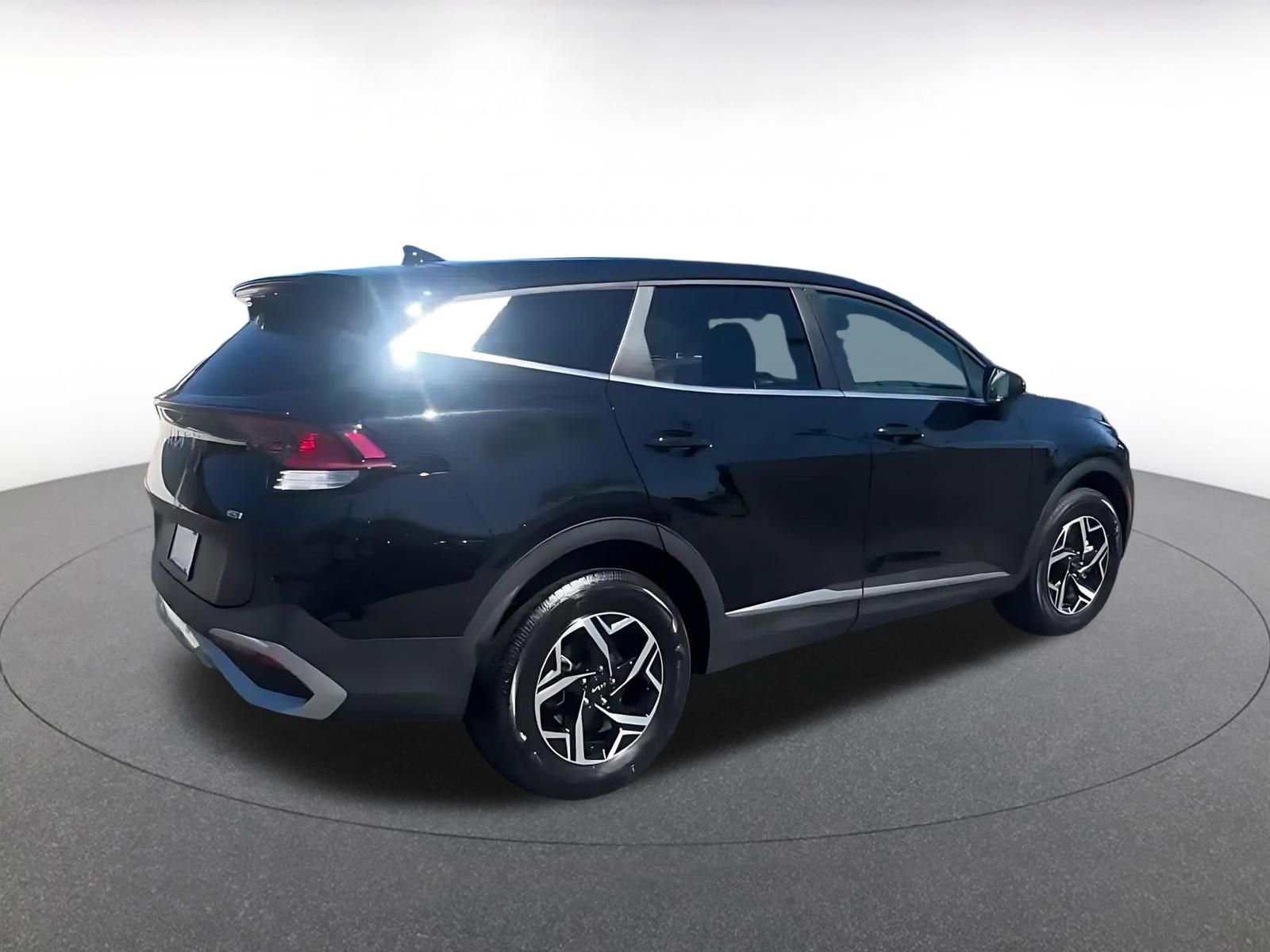 Used 2025 Kia Sportage LX image 14