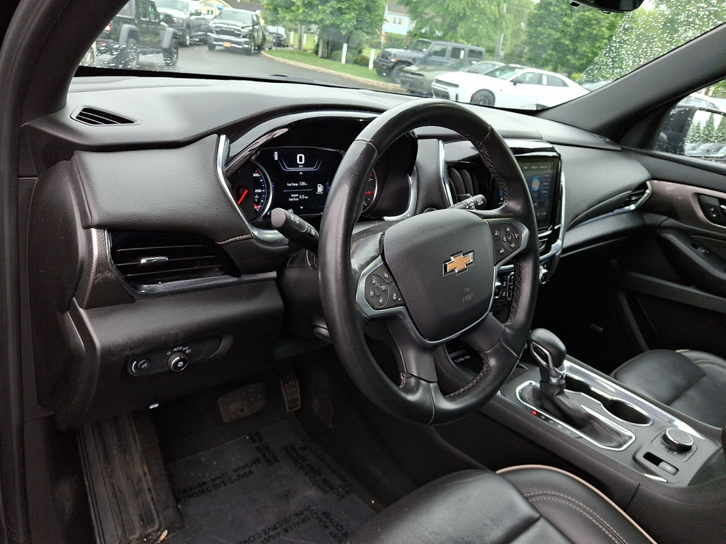 Used 2023 Chevrolet Traverse Premier AWD/4WD image 25