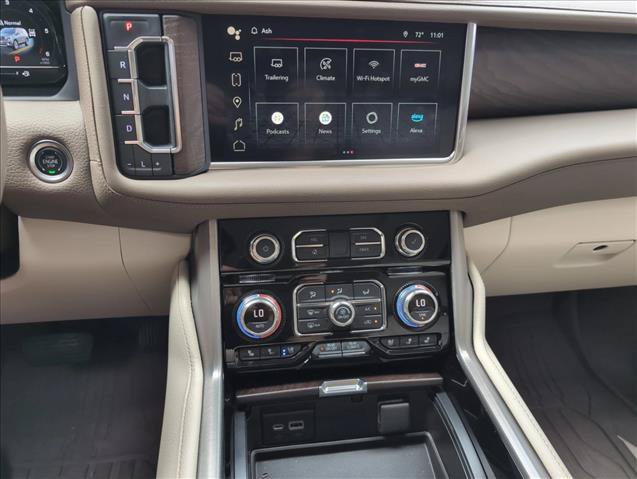 Used 2022 GMC Yukon Denali w/ Max Trailering Package AWD/4WD image 16
