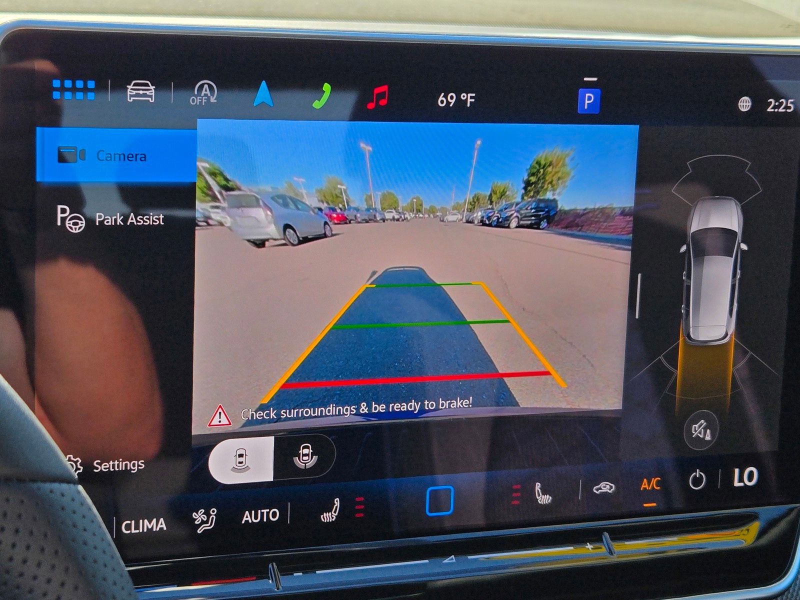 New 2025 Volkswagen Golf w/ Euro Style Package image 12