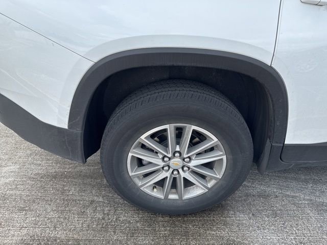 Used 2023 Chevrolet Traverse LT image 19