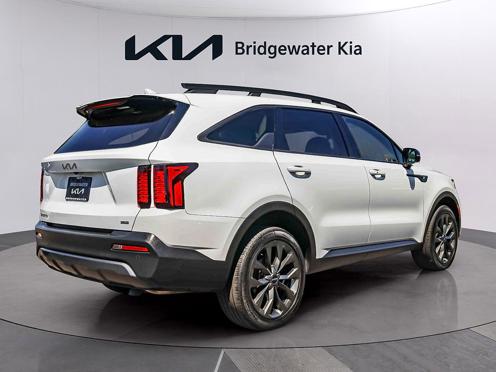 Certified 2023 Kia Sorento X-Line EX AWD/4WD image 6