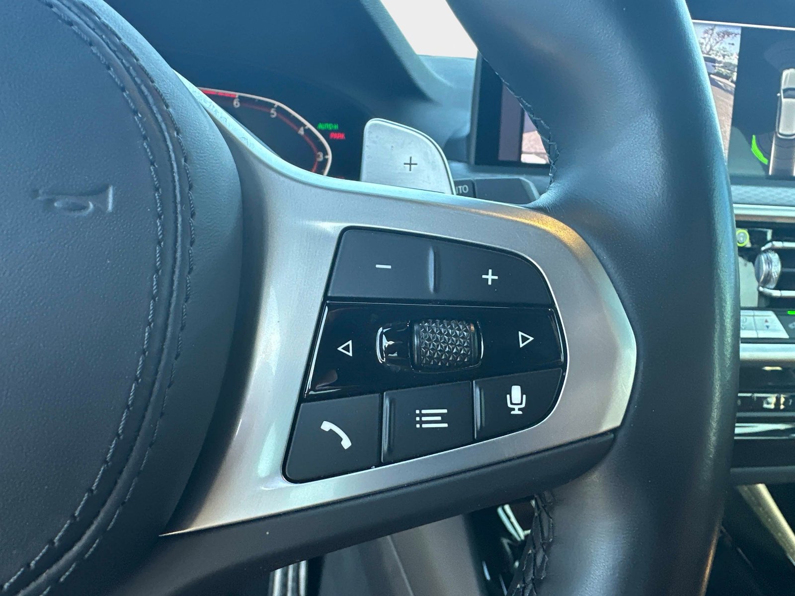 Used 2022 BMW X3 sDrive30i w/ M Sport Package 2 image 26