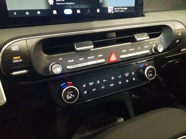 Certified 2026 Hyundai Palisade Limited AWD/4WD image 7