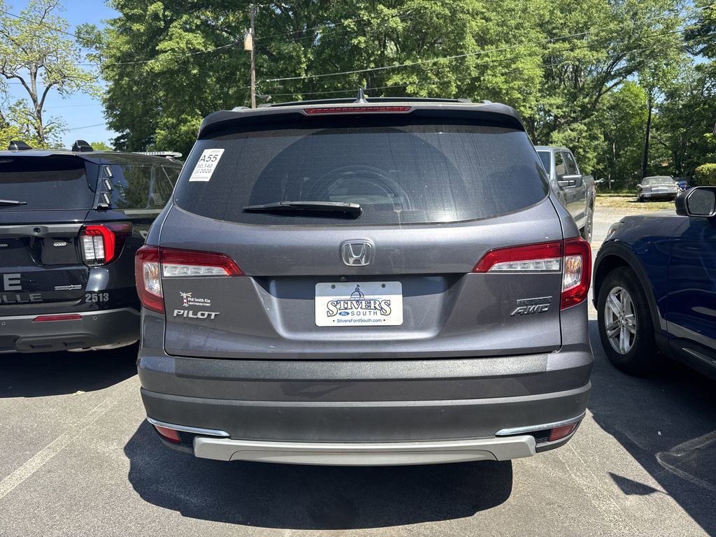 Used 2020 Honda Pilot Touring image 3