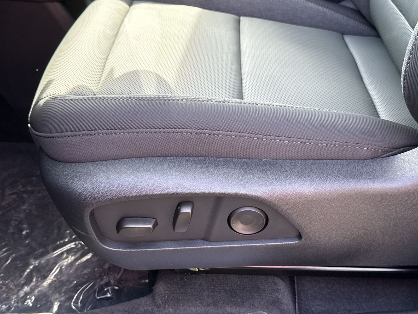 New 2026 GMC Terrain AT4 AWD/4WD image 14