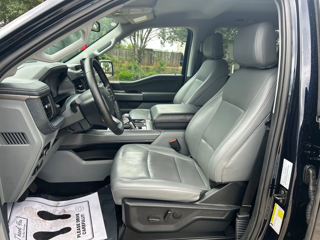 Used 2025 Ford F150 Lightning Flash AWD/4WD image 11