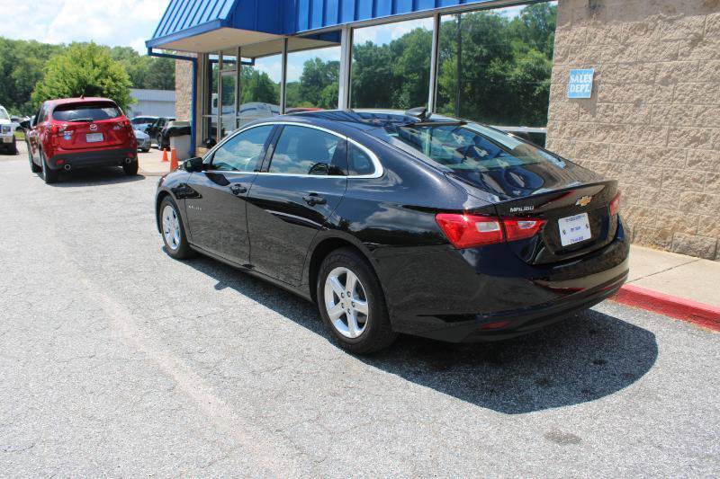 Used 2020 Chevrolet Malibu LS FWD image 4