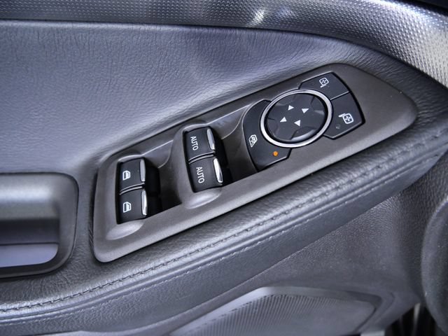 Used 2015 Ford Explorer XLT w/ Equipment Group 202A AWD/4WD image 28