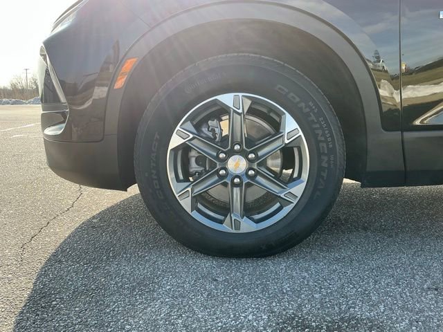 Used 2025 Chevrolet Blazer LT image 16