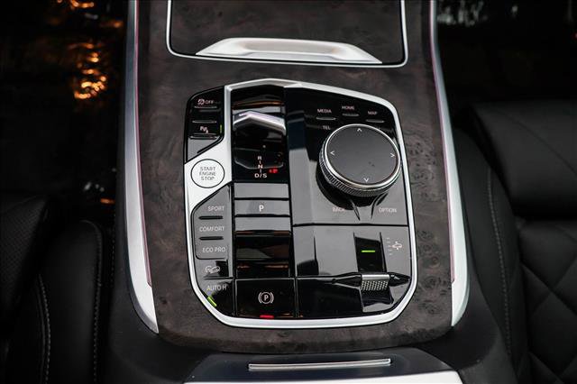 Used 2024 BMW X7 xDrive40i image 21