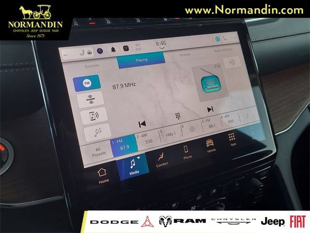 New 2024 Jeep Grand Cherokee L Summit AWD/4WD image 16