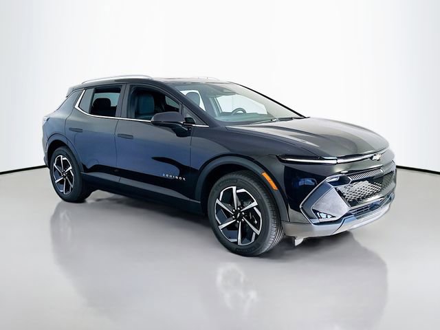 New 2026 Chevrolet Equinox EV LT image 2