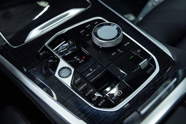 New 2026 BMW X5 xDrive40i w/ Executive Package image 21