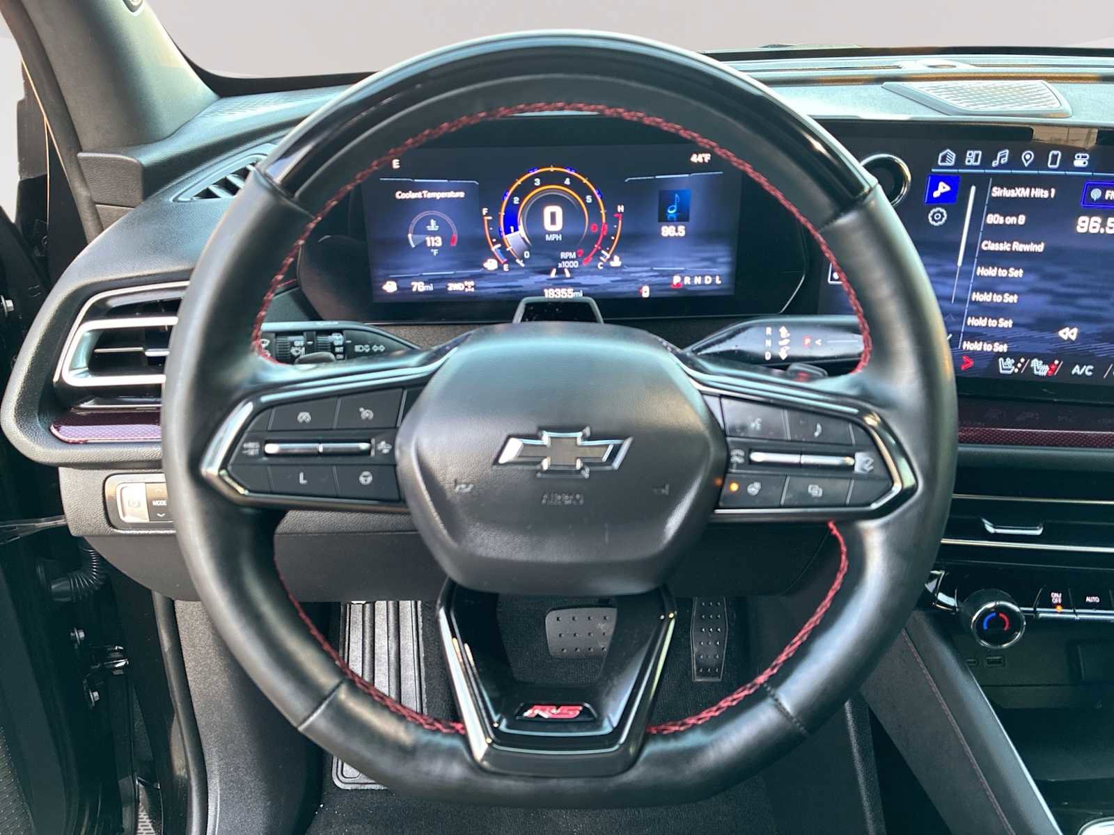 Certified 2024 Chevrolet Traverse RS w/ LPO, Floor Liner Package image 10