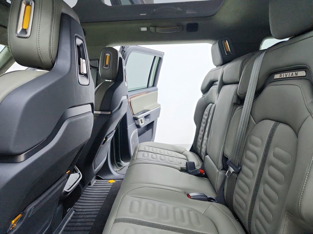 Used 2023 Rivian R1S Adventure image 35