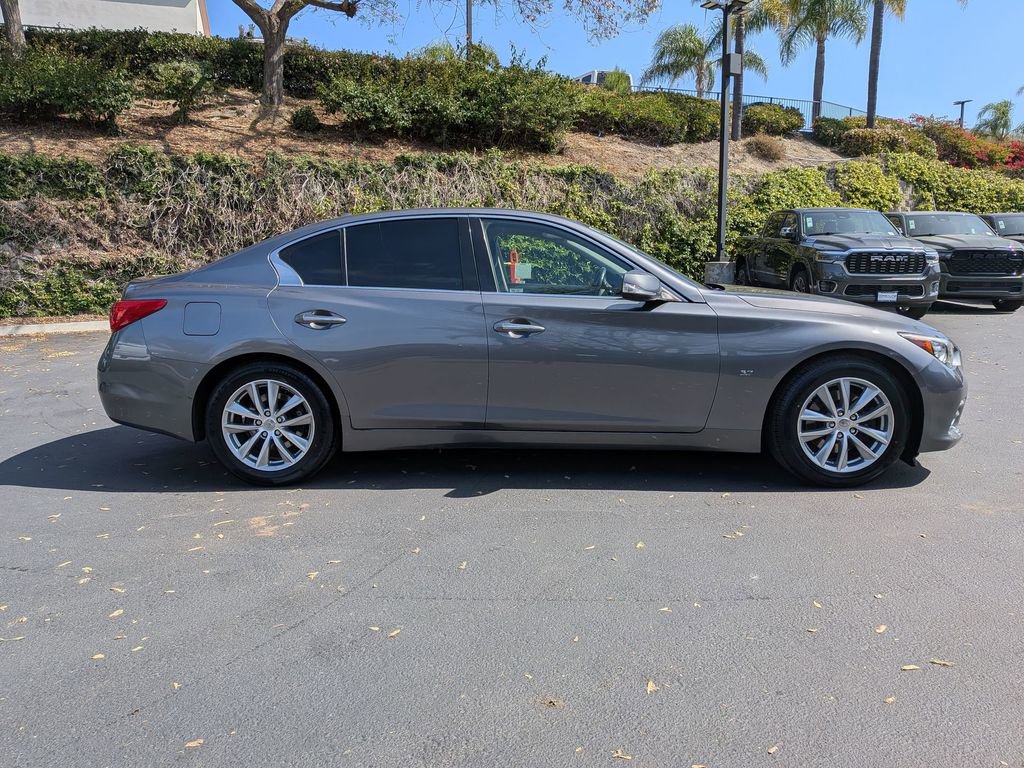 Used 2015 INFINITI Q50 image 4