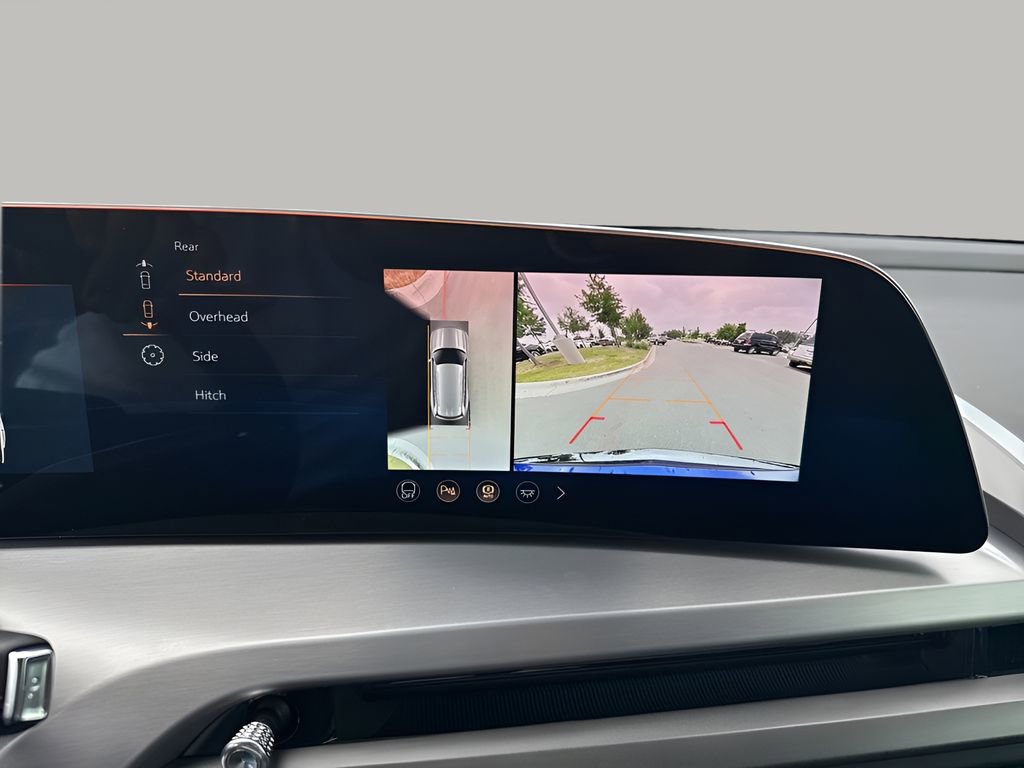 New 2026 Cadillac Vistiq Sport w/ LPO, Floor Liner Package image 30