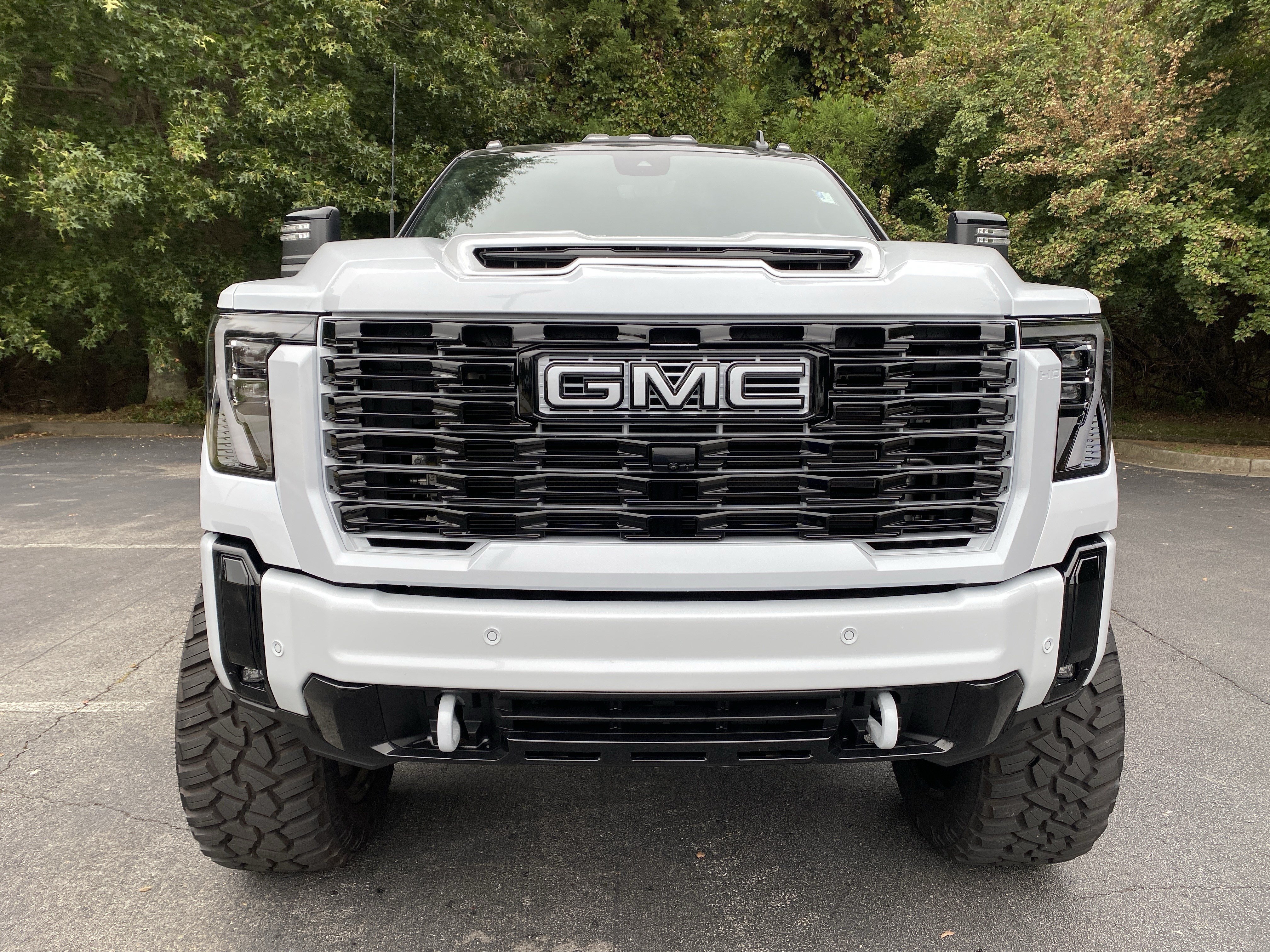 Used 2026 GMC Sierra 2500 Denali Ultimate AWD/4WD image 3