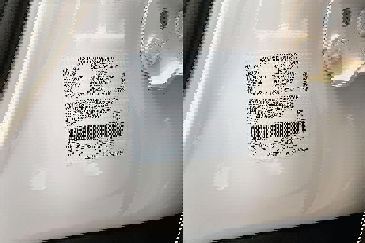 Used 2025 Ford Explorer ST-Line image 33