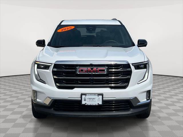 Used 2025 GMC Acadia Elevation w/ Elevation Premium Package FWD image 2