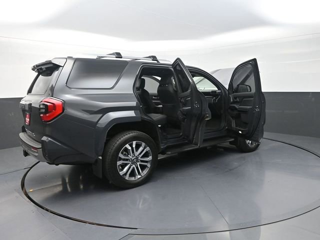 Used 2025 Toyota 4Runner Limited AWD/4WD image 44