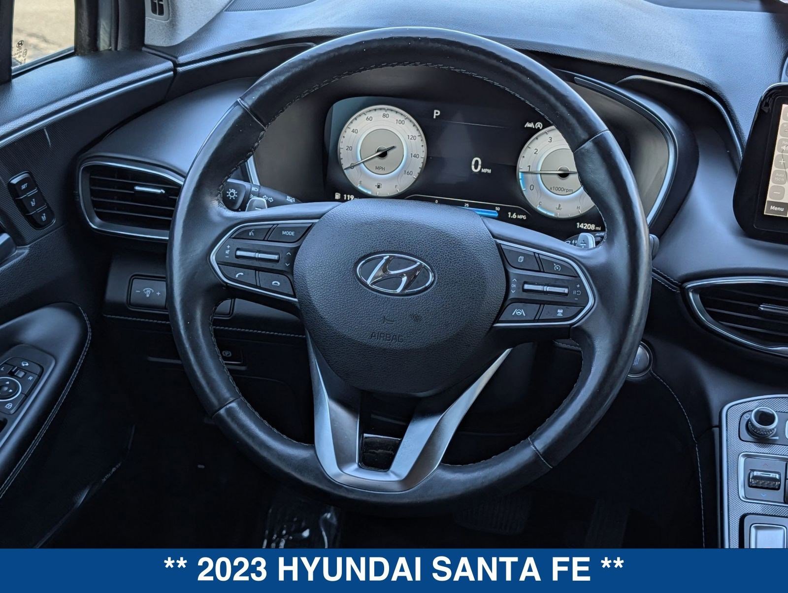 Used 2023 Hyundai Santa Fe Limited image 17