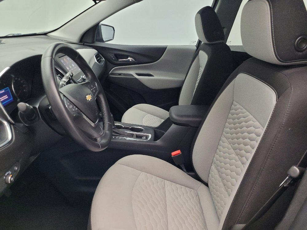 Used 2020 Chevrolet Equinox LT image 17