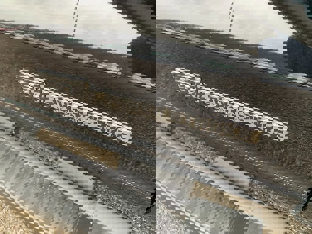 Used 2024 Ford F350 Lariat w/ Black Appearance Package image 11