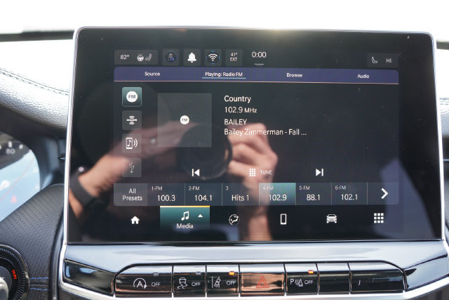 New 2026 Jeep Compass Limited AWD/4WD image 14