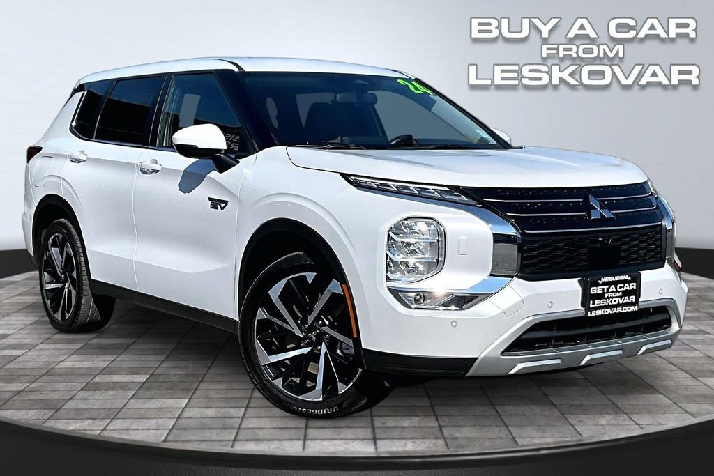 Used 2024 Mitsubishi Outlander 4WD Plug-In Hybrid