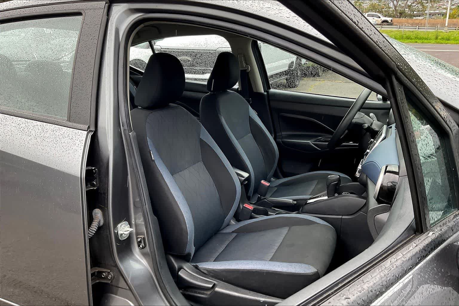Used 2023 Nissan Versa SV FWD image 13