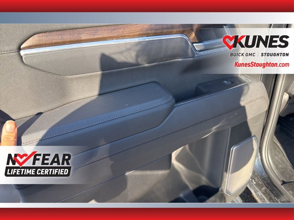 Used 2025 Chevrolet Silverado 1500 High Country image 16