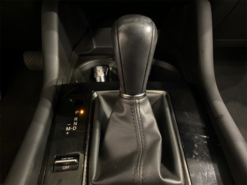 Used 2020 MAZDA MAZDA3 Hatchback w/ Preferred Package image 13