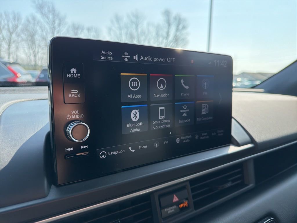 Certified 2025 Honda Pilot Black Edition image 31