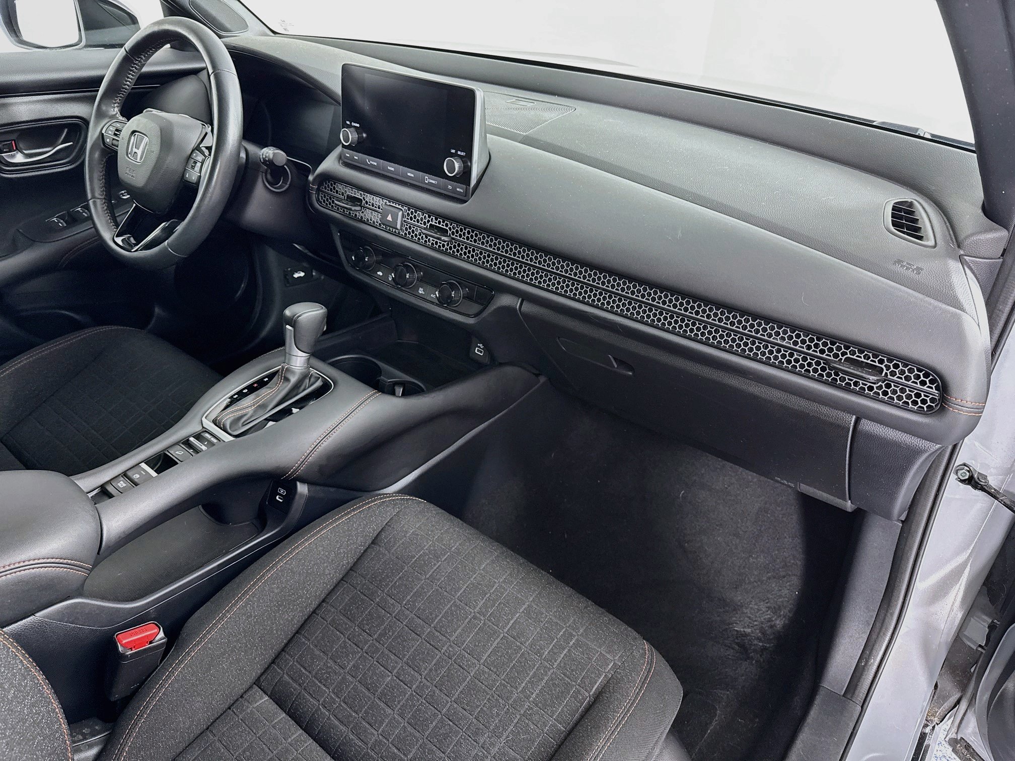 Certified 2024 Honda HR-V Sport image 27