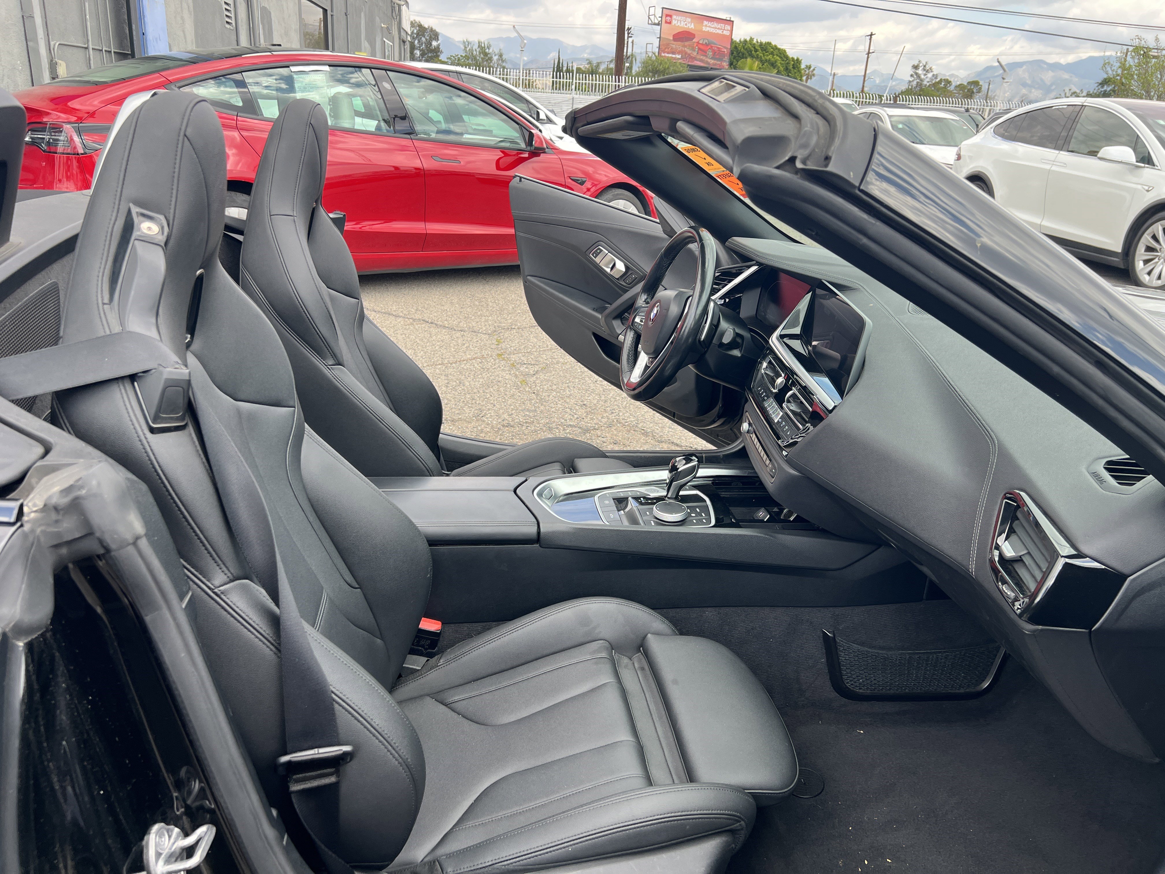 Used 2022 BMW Z4 sDrive30i w/ Driving Assistance Package image 17