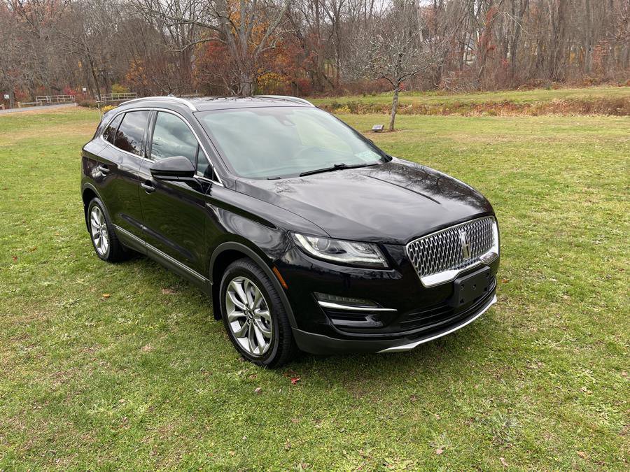 Used 2019 Lincoln MKC Select w/ Select Plus Package image 2