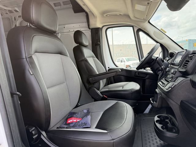 Used 2023 RAM ProMaster 2500 image 17