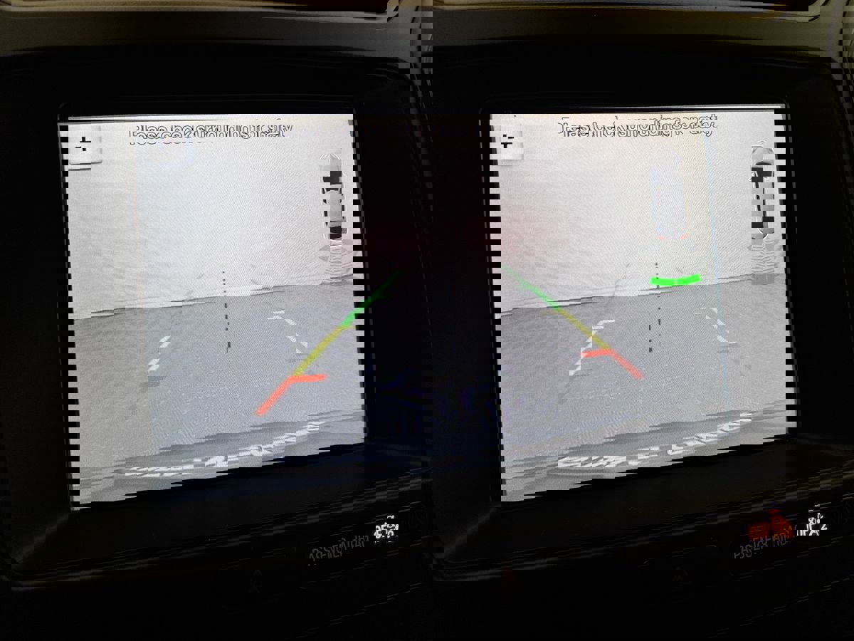 Used 2019 Ford Explorer XLT w/ Equipment Group 201A image 22