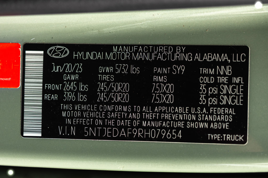 Certified 2024 Hyundai Santa Cruz Limited AWD/4WD image 38
