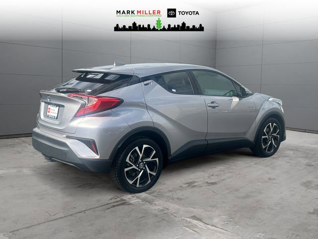 Used 2019 Toyota C-HR XLE FWD image 5
