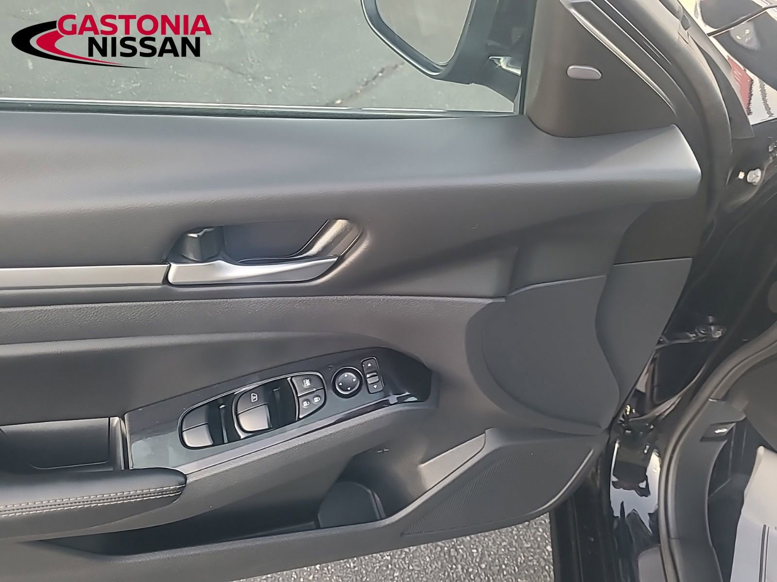 Used 2024 Nissan Altima 2.5 SL image 30