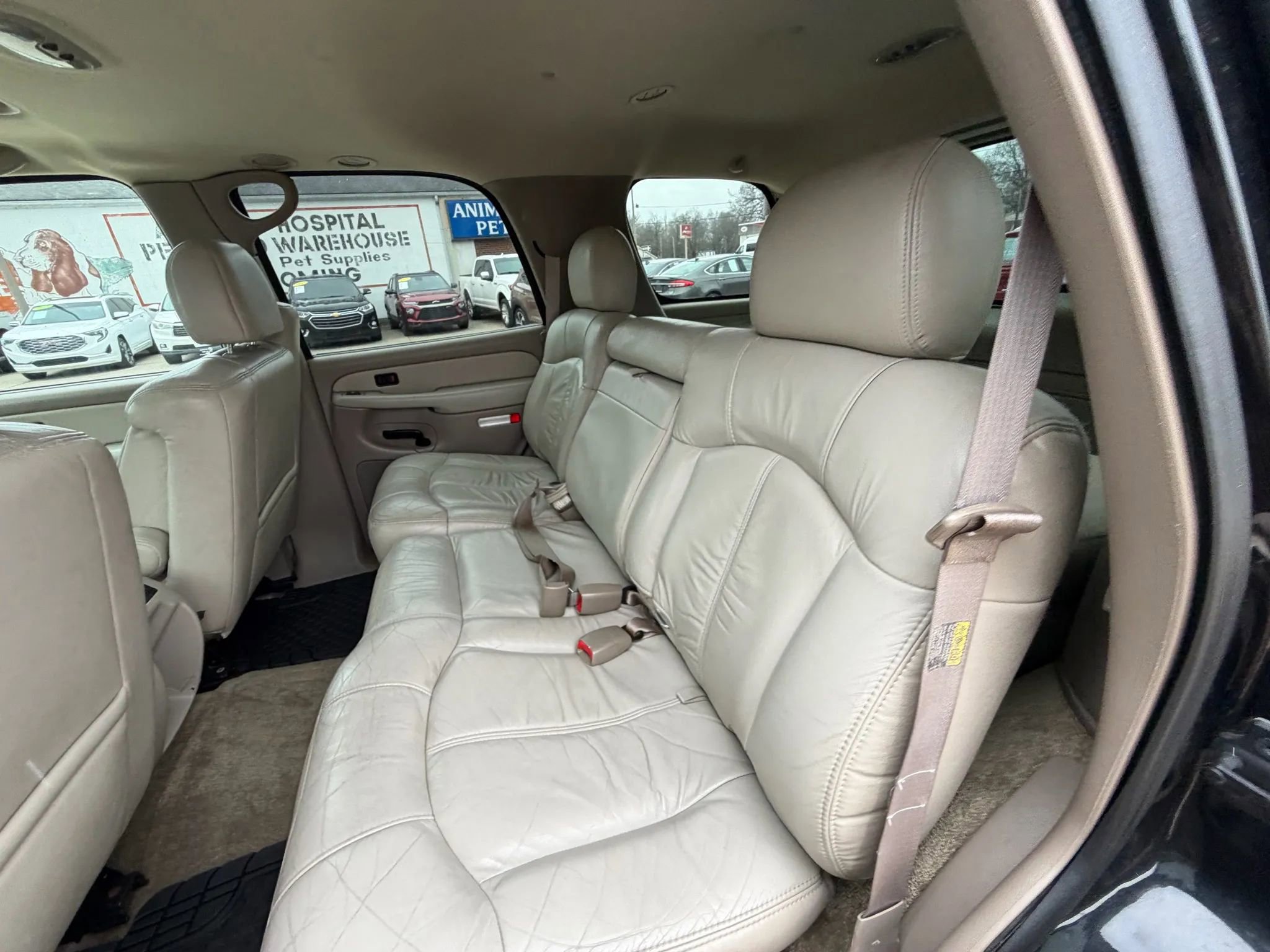 Used 2002 Chevrolet Tahoe LT image 27