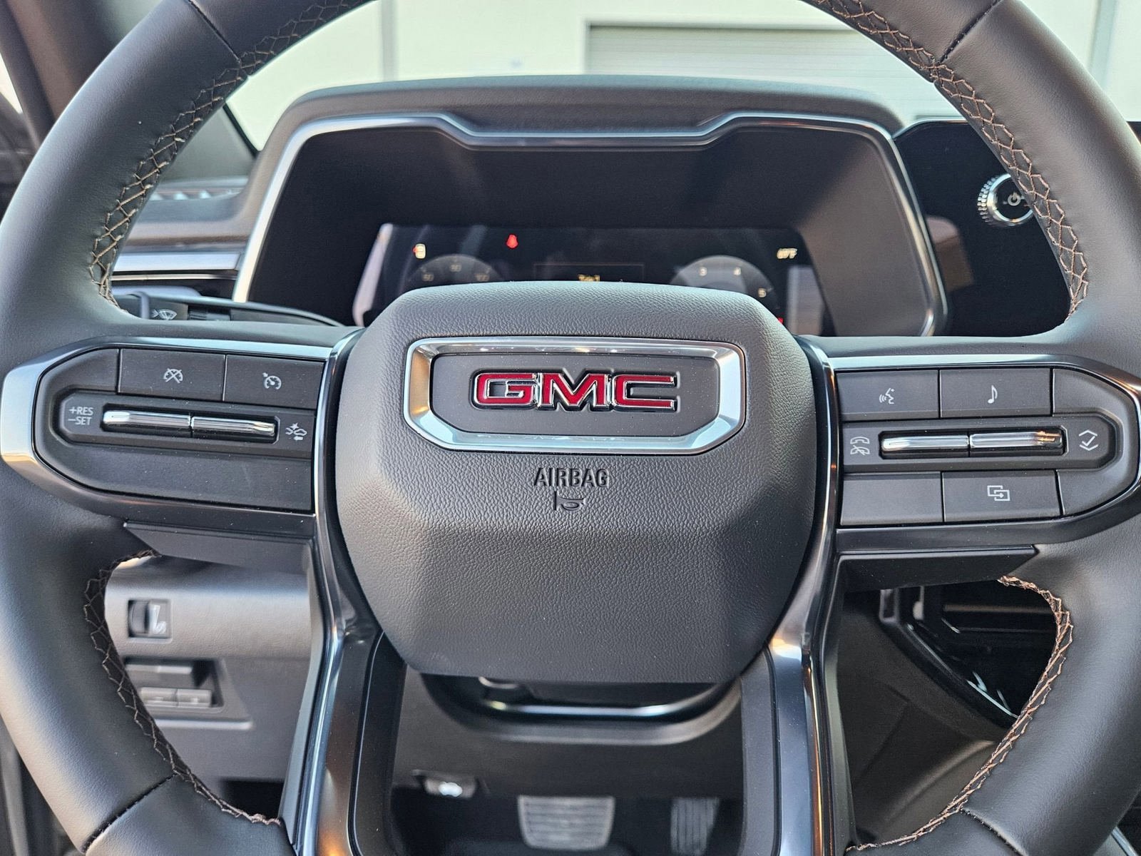 New 2026 GMC Canyon AT4 AWD/4WD image 11