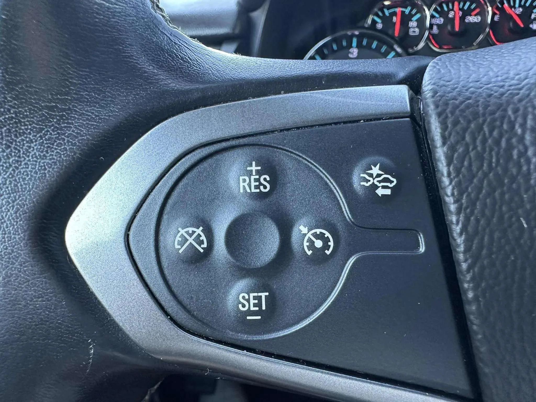 Used 2020 Chevrolet Tahoe LT image 31