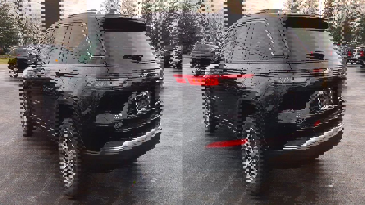 New 2026 Jeep Grand Cherokee Limited image 6