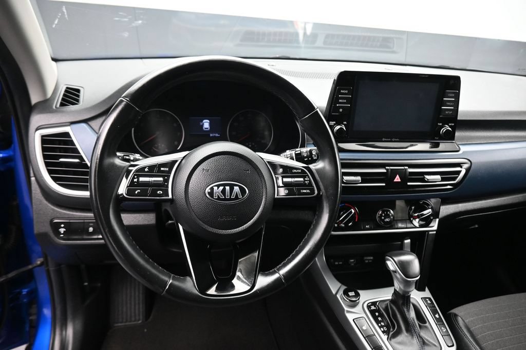 Used 2021 Kia Seltos S AWD/4WD image 15