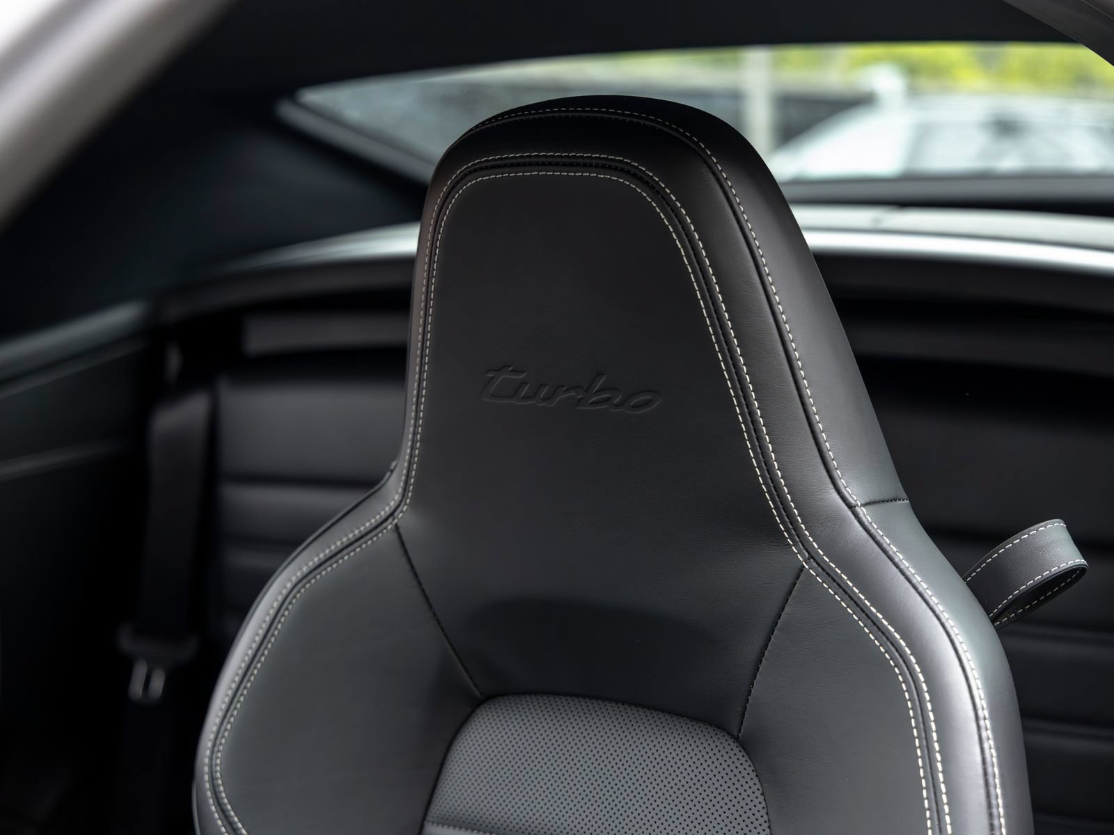 Certified 2023 Porsche 911 Turbo AWD/4WD image 32