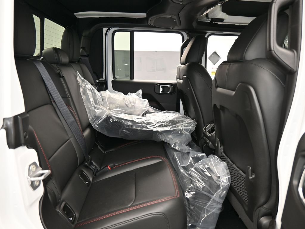 New 2026 Jeep Gladiator Rubicon AWD/4WD image 38